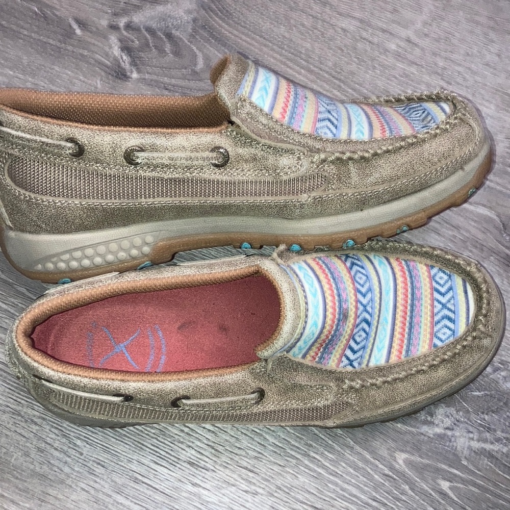 Womens shoes